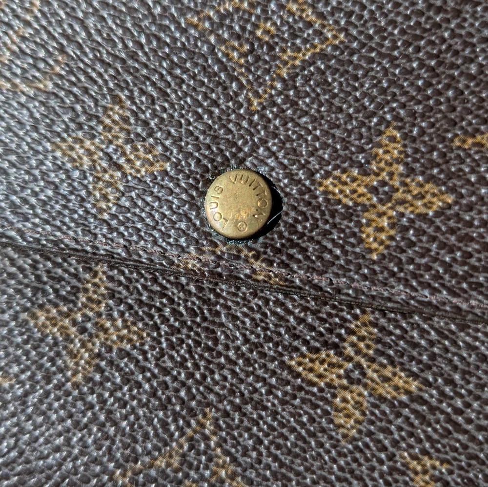 Louis Vuitton Monogram Brown Wallet - Picture 2 of 10